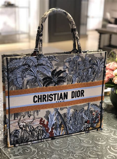 dior tas shopper|Dior handbags.